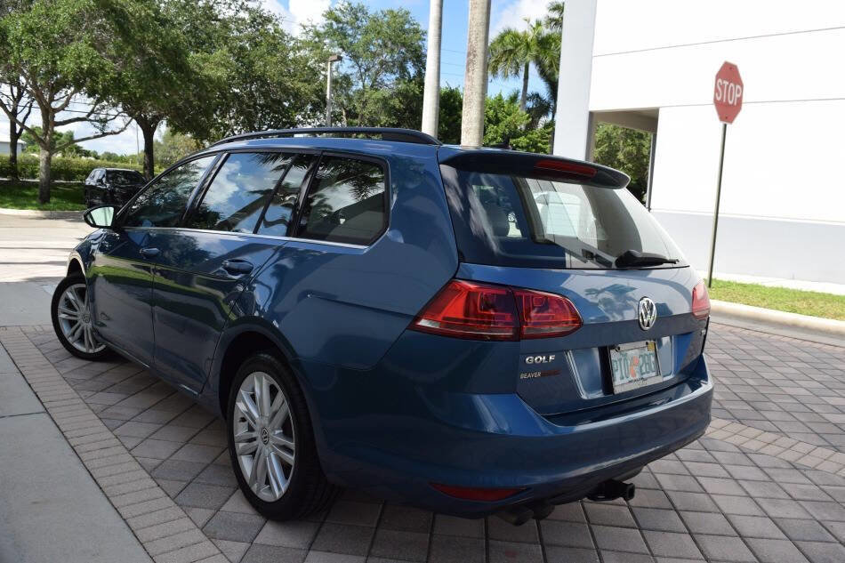 Used 2015 Volkswagen Golf TDI SE w/ Lighting Package FWD image 5