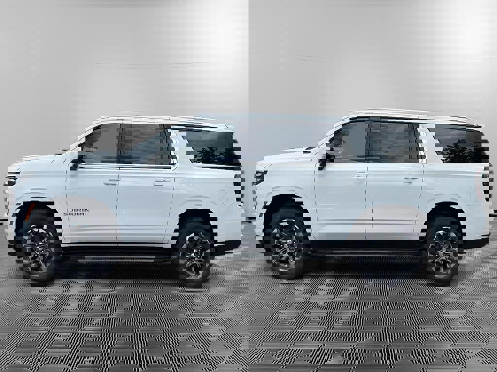 New 2026 Chevrolet Suburban LT w/ Comfort Package image 4