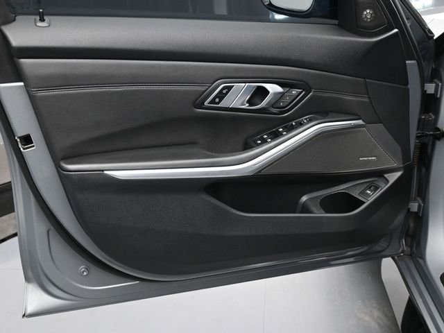 Used 2023 BMW M3 w/ Executive Package RWD image 24
