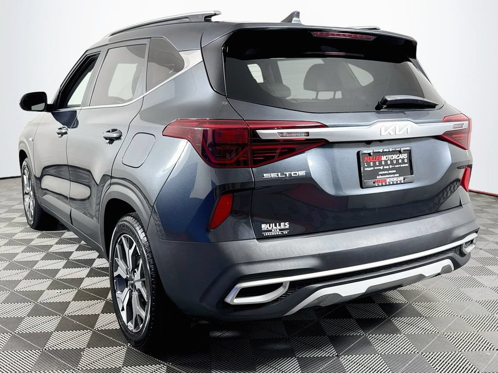 Used 2022 Kia Seltos EX AWD/4WD image 5