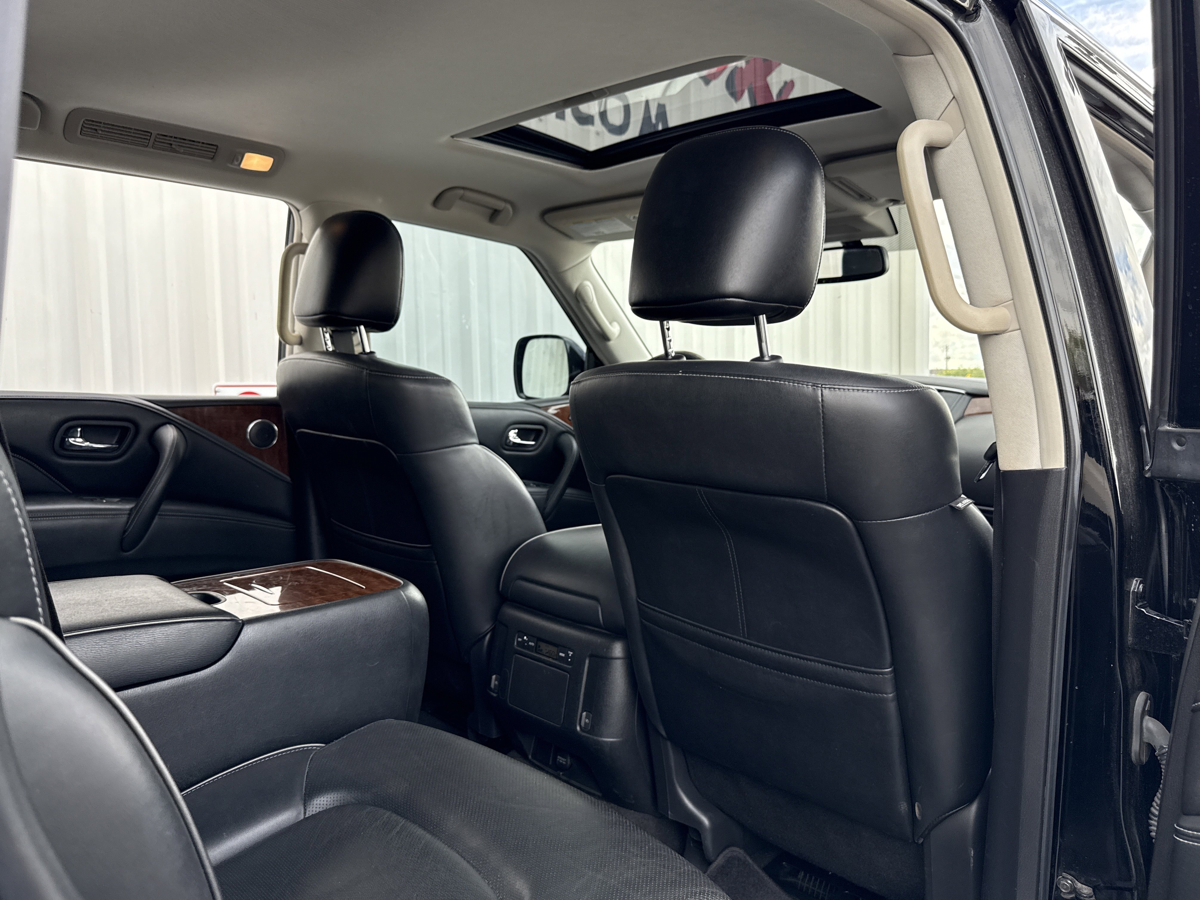 Used 2019 INFINITI QX80 Luxe w/ Proassist Package image 31