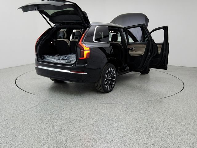 New 2026 Volvo XC90 T8 Plus w/ Protection Package Premier image 11