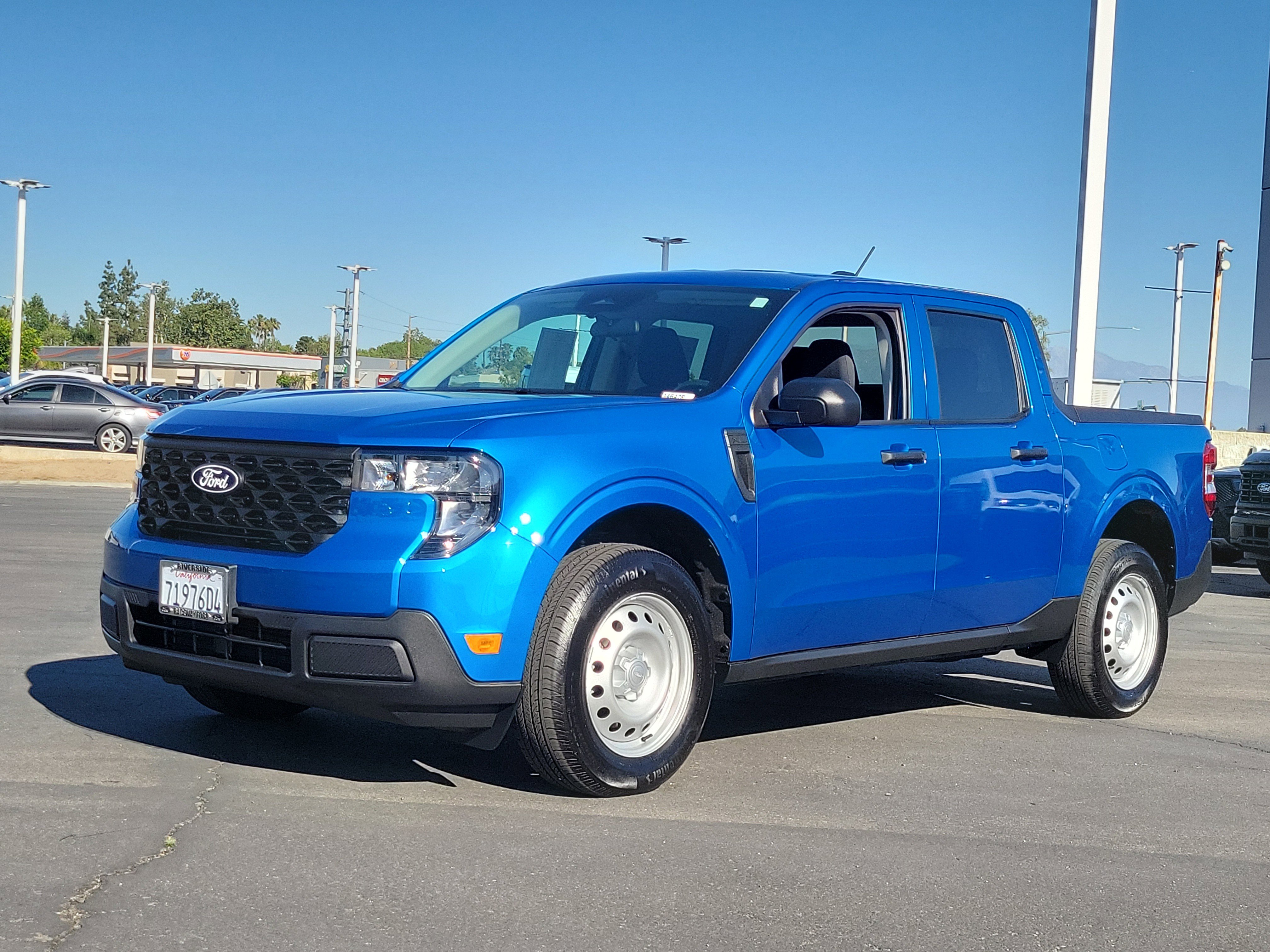Used 2025 Ford Maverick XL FWD image 16