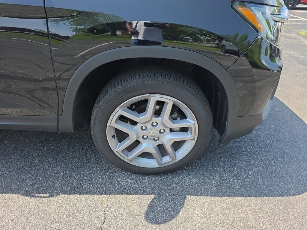 Used 2024 Honda Passport EX-L image 9