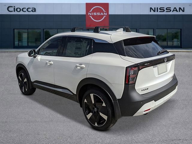 New 2026 Nissan Kicks SR w/ Cold Weather Package image 3