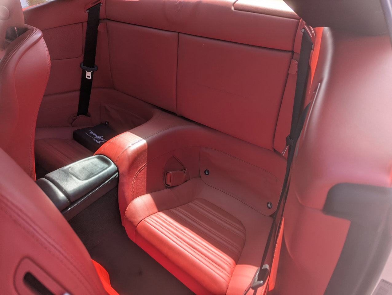 Used 2013 Ferrari California image 38