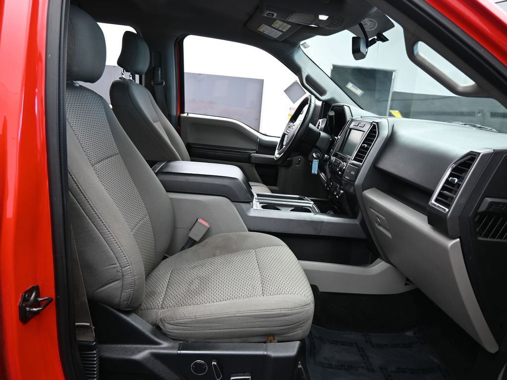 Used 2015 Ford F150 XLT w/ Equipment Group 302A Luxury image 48