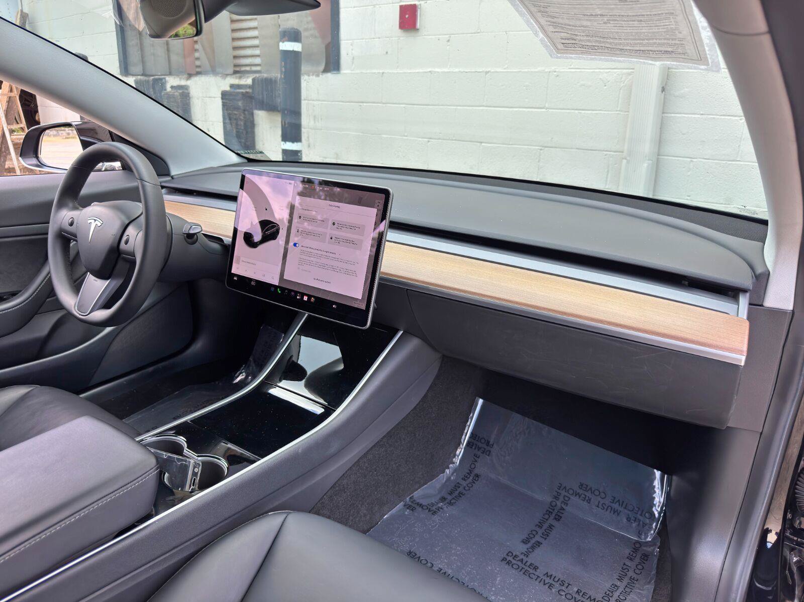 Used 2020 Tesla Model 3 Standard Range Plus RWD image 14