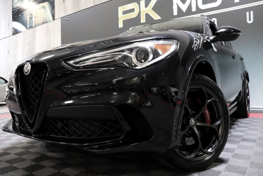 Used 2022 Alfa Romeo Stelvio Quadrifoglio w/ Active Assist Plus Package AWD/4WD image 76
