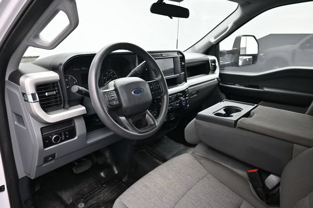Used 2025 Ford F350 XL AWD/4WD image 16