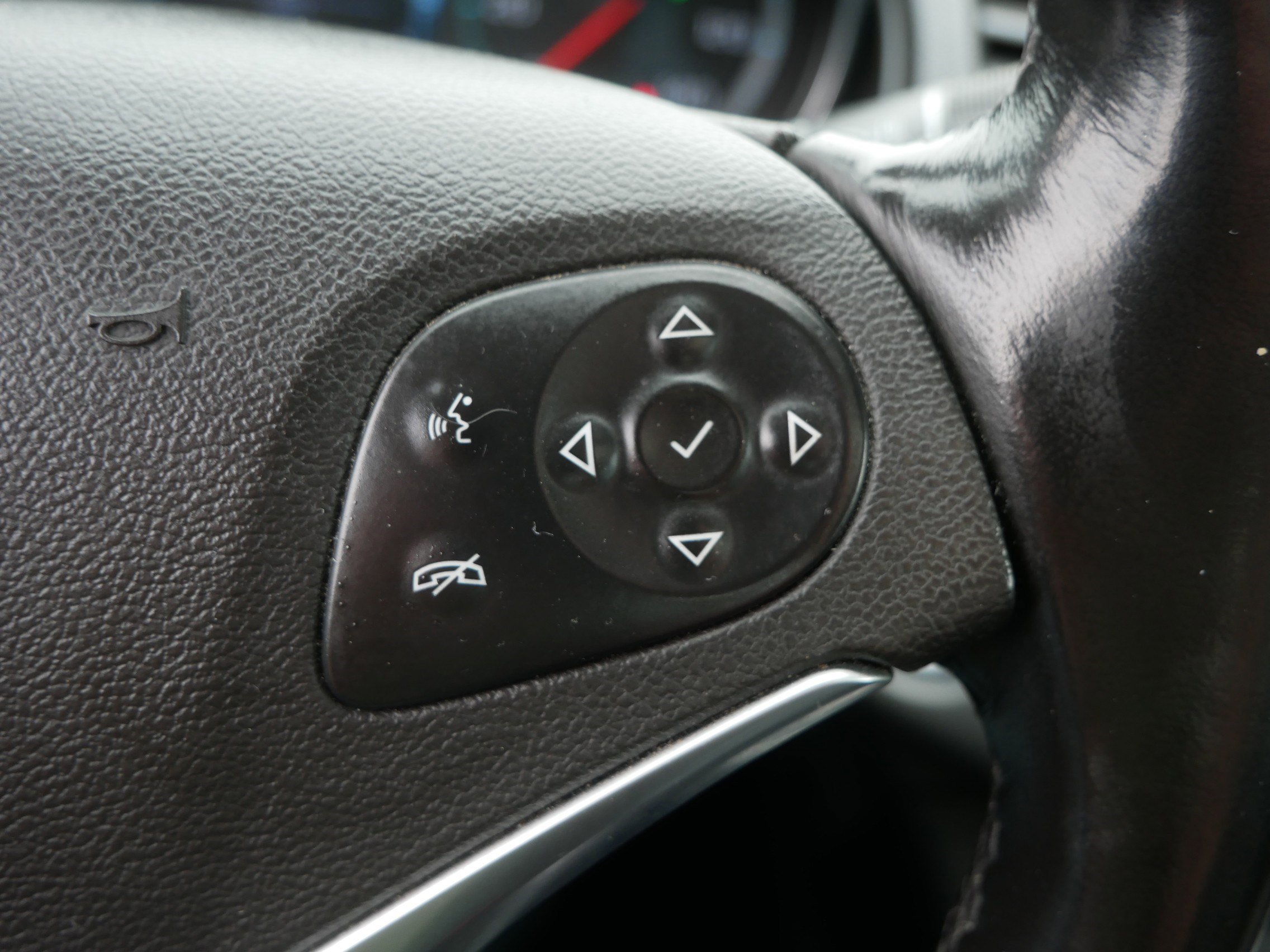 Used 2018 Chevrolet Impala Premier FWD image 23