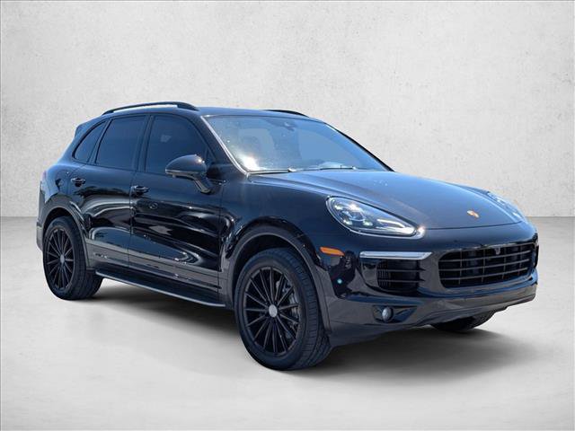 Used 2017 Porsche Cayenne S AWD/4WD image 3