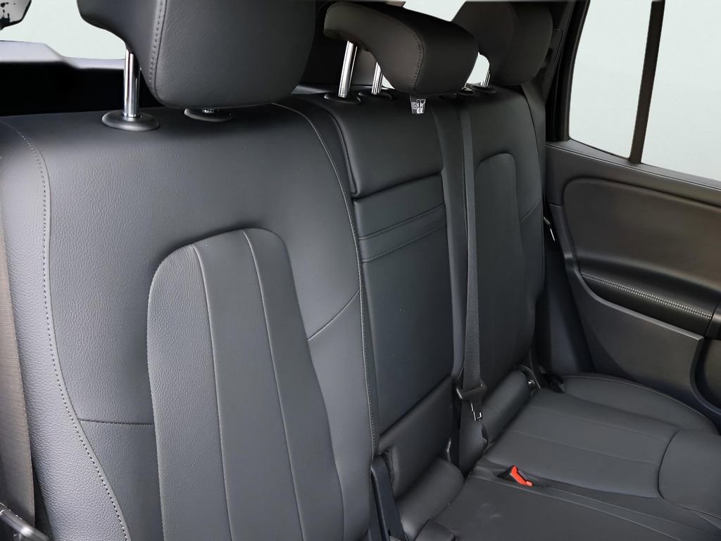 Certified 2025 Mercedes-Benz GLB 250 4MATIC image 14