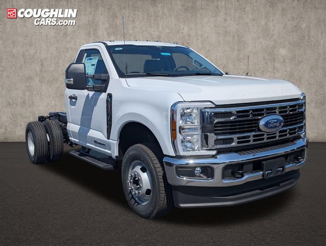 New 2026 Ford F350 XL w/ XL Chrome Package