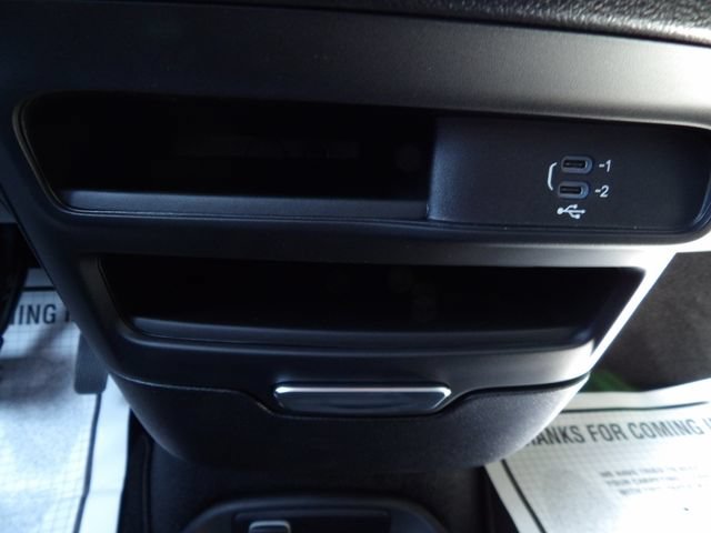 New 2027 Chrysler Pacifica Select FWD image 28