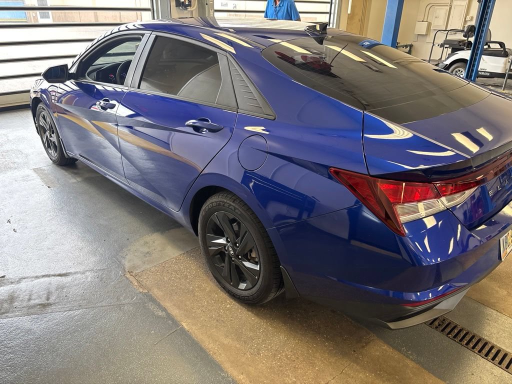 Used 2023 Hyundai Elantra SEL FWD image 7
