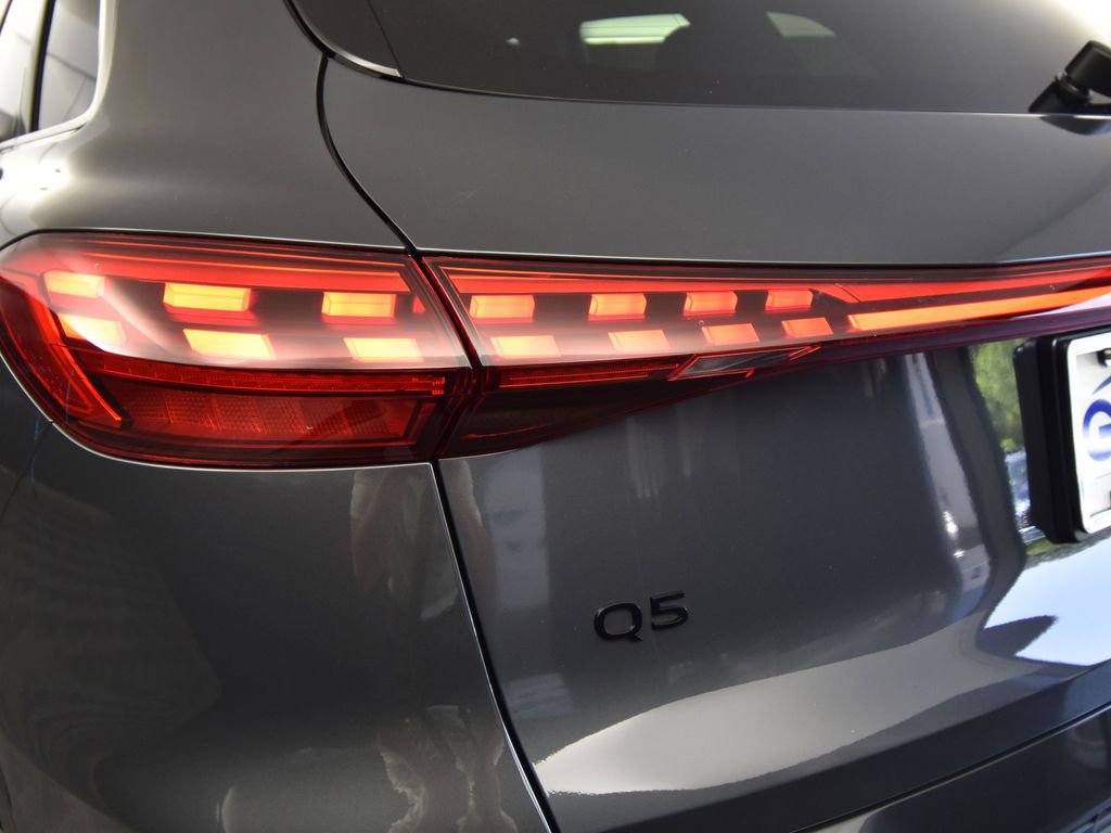 New 2025 Audi Q5 Premium Plus image 36