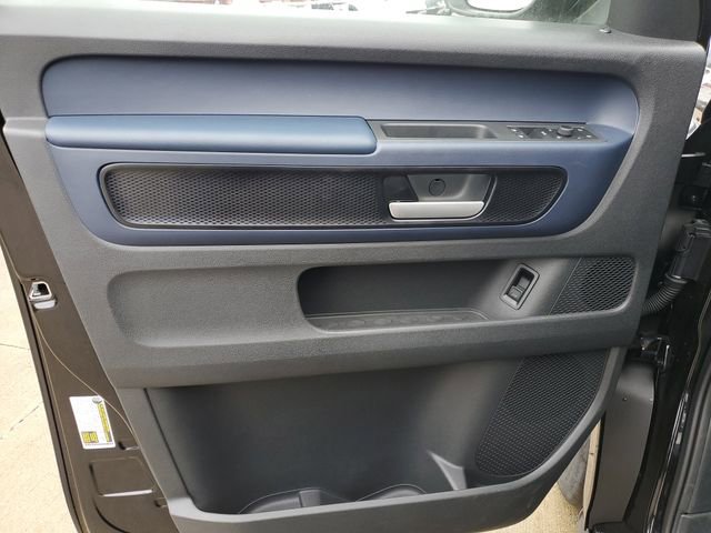 New 2025 Volkswagen ID. Buzz Pro S image 17