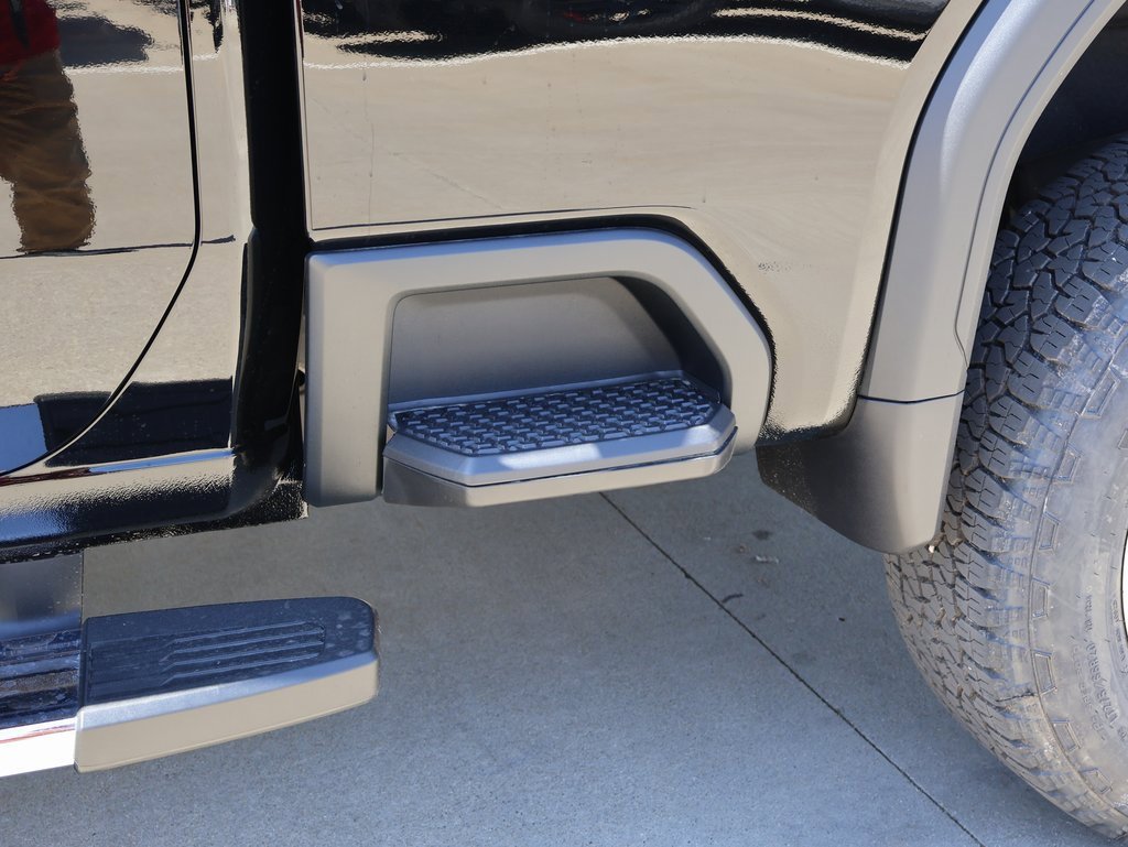 New 2025 GMC Sierra 2500 SLT w/ SLT Premium Package image 34