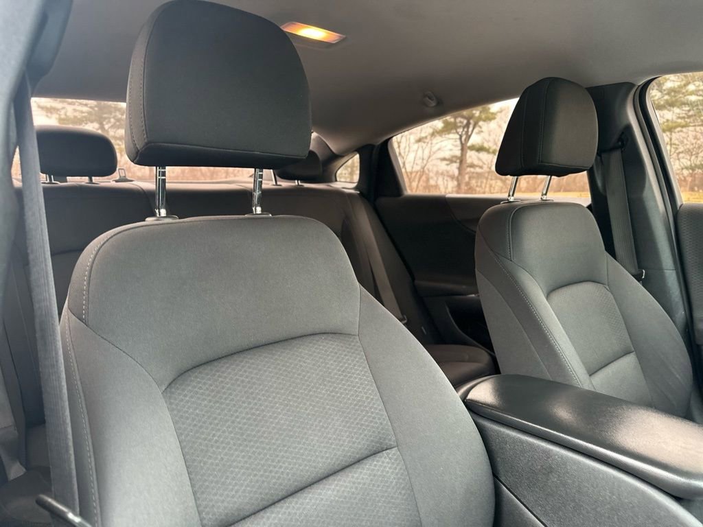 Used 2020 Chevrolet Malibu LS FWD image 22