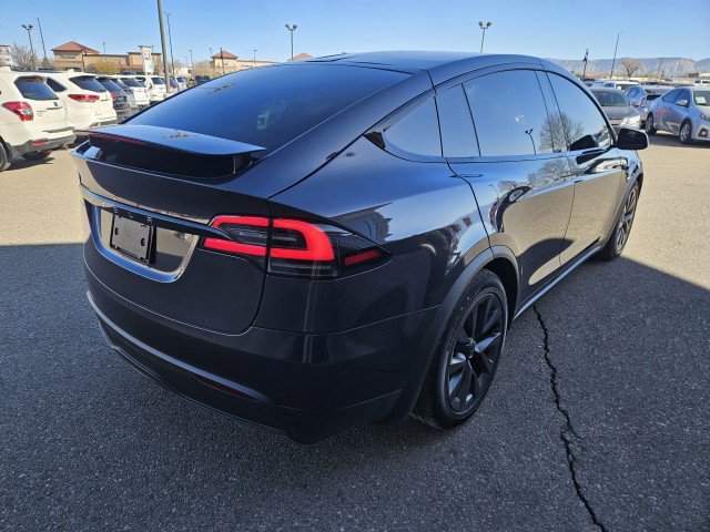 Used 2024 Tesla Model X image 5