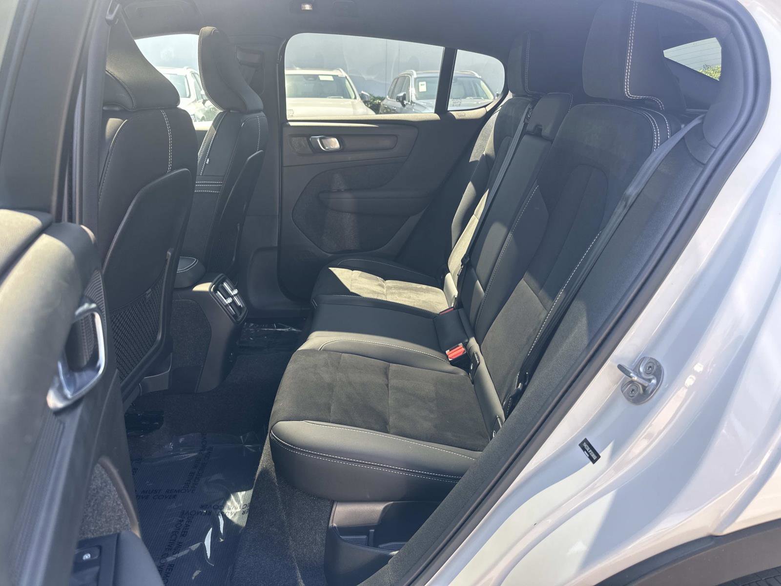 Certified 2023 Volvo C40 P8 Recharge Plus AWD/4WD image 21