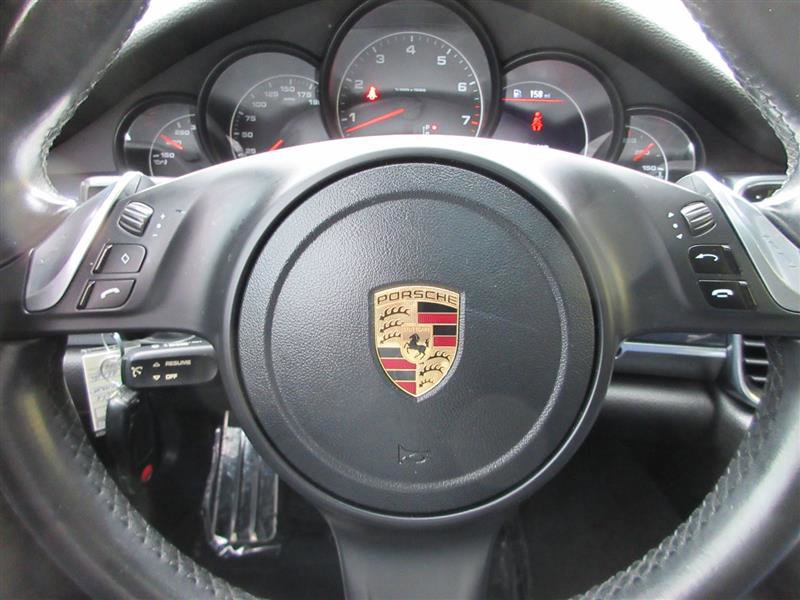 Used 2016 Porsche Panamera 4 image 15