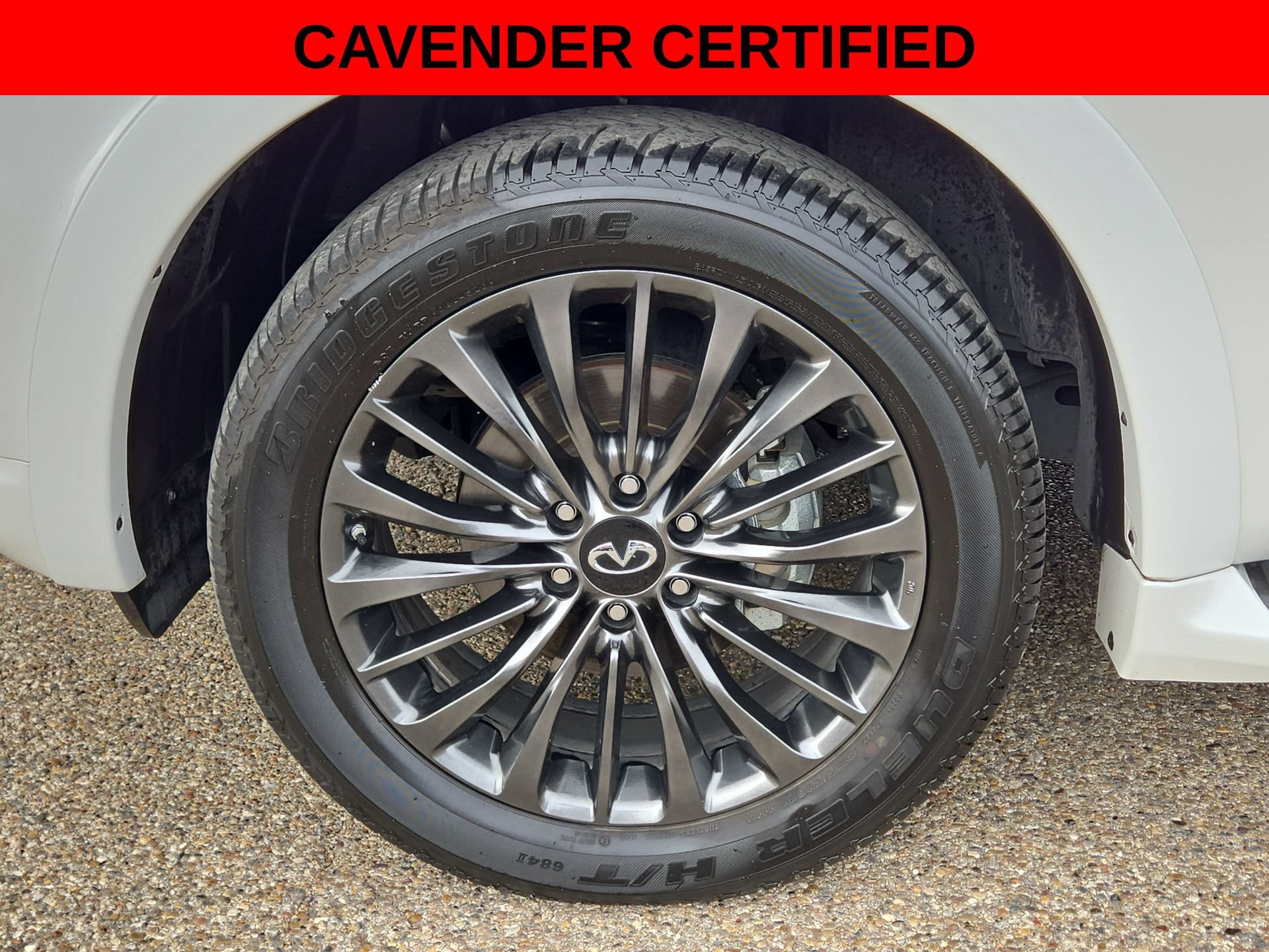 Used 2024 INFINITI QX80 Sensory w/ Cargo Package AWD/4WD image 11