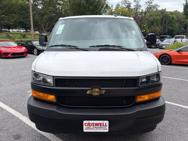Used 2025 Chevrolet Express 2500 Extended w/ Driver Convenience Package RWD image 12