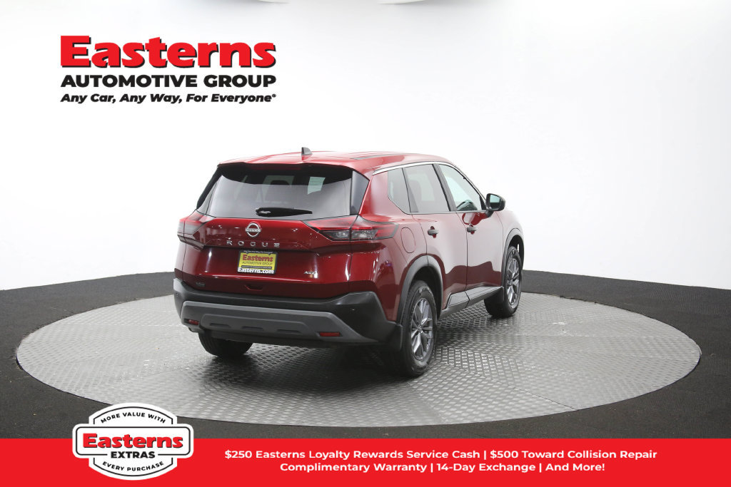 Used 2023 Nissan Rogue S AWD/4WD image 41