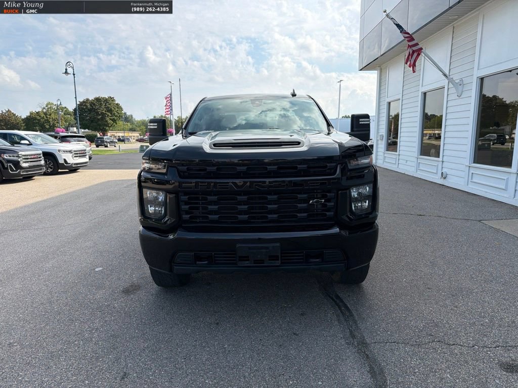 Used 2022 Chevrolet Silverado 2500 Custom w/ Custom Value Package AWD/4WD image 2