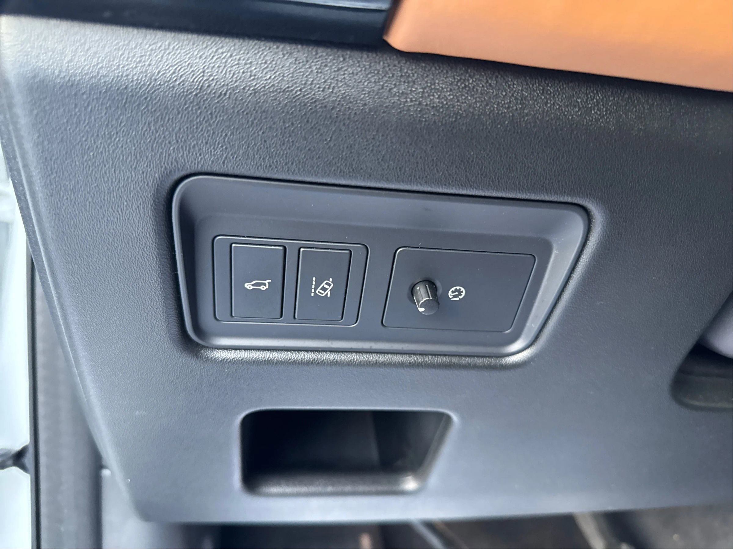 Used 2018 Land Rover Discovery HSE Luxury image 22