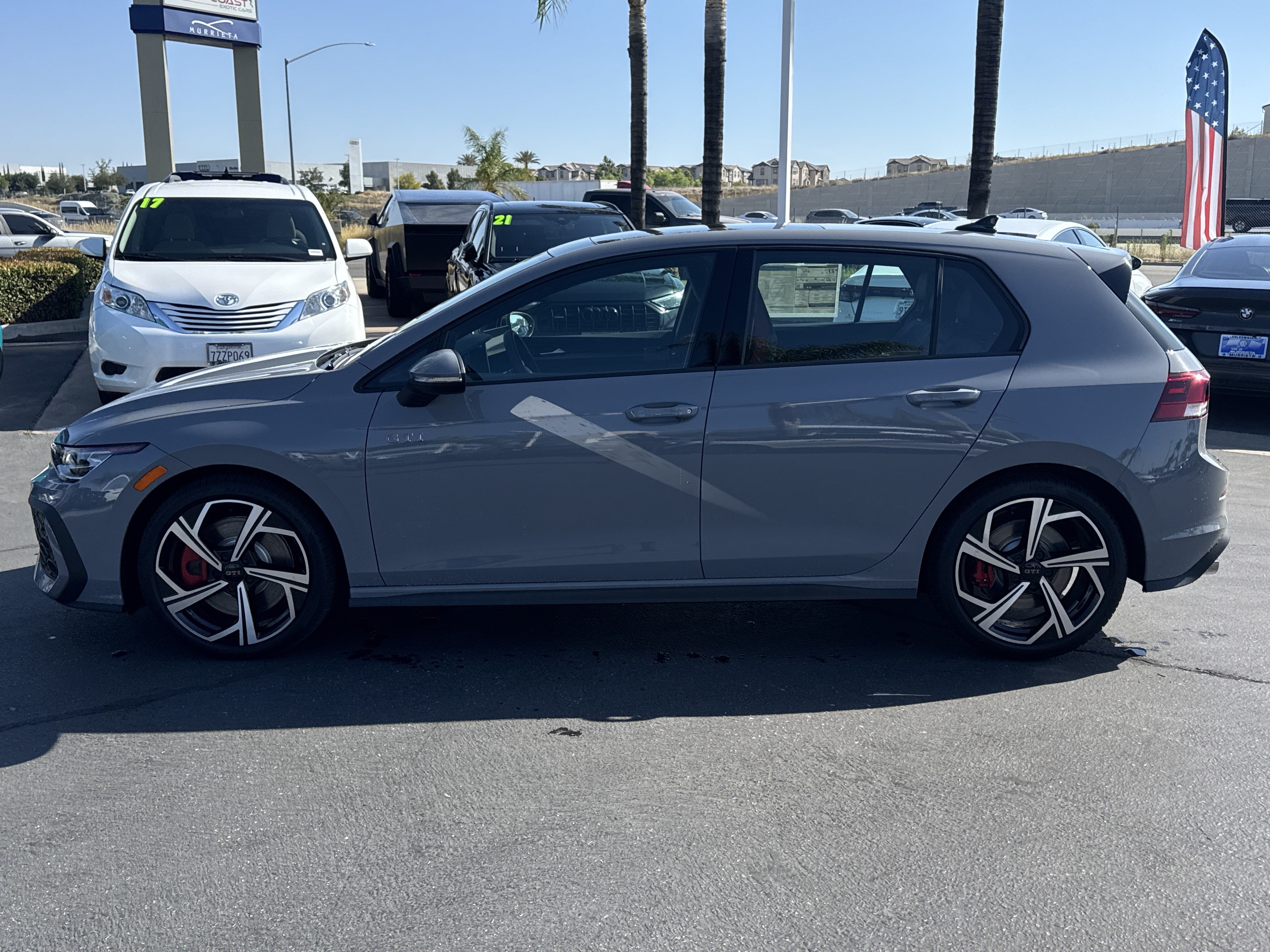 New 2026 Volkswagen Golf SE FWD image 5