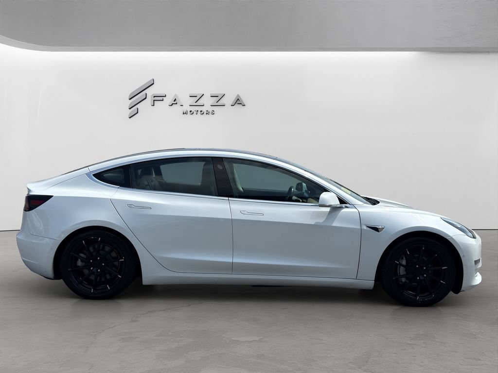 Used 2018 Tesla Model 3 Long Range AWD/4WD image 12