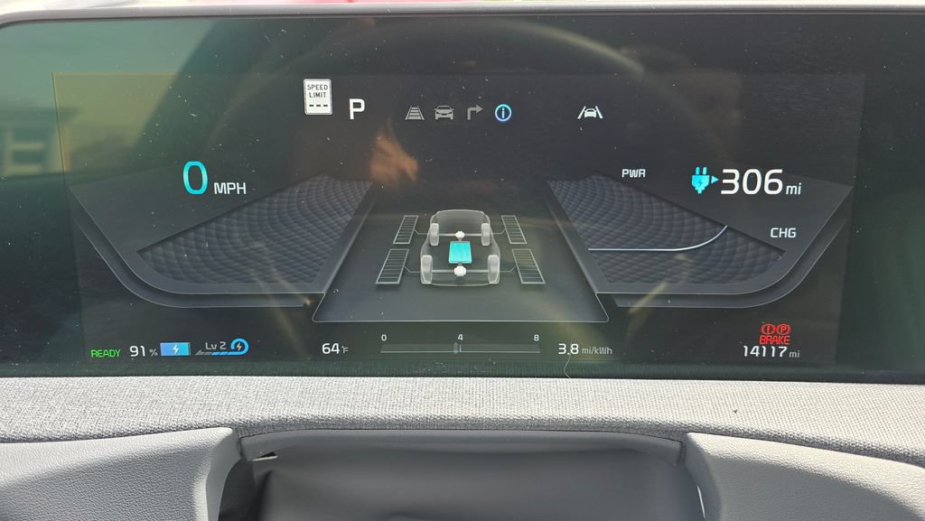 Certified 2024 Kia EV6 Wind AWD/4WD image 30