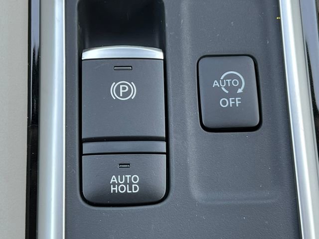 New 2026 Nissan Pathfinder SL image 32