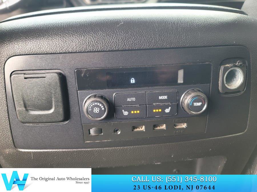 Used 2017 Chevrolet Tahoe LT w/ LT Signature Package image 19