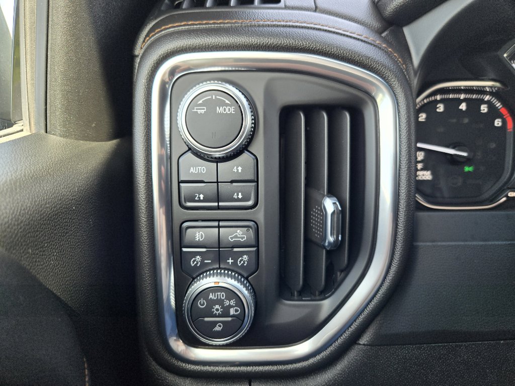 Used 2020 GMC Sierra 1500 AT4 w/ AT4 Preferred Package image 19
