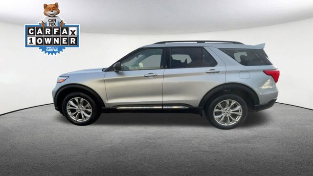 Used 2023 Ford Explorer XLT w/ Equipment Group 202A image 6