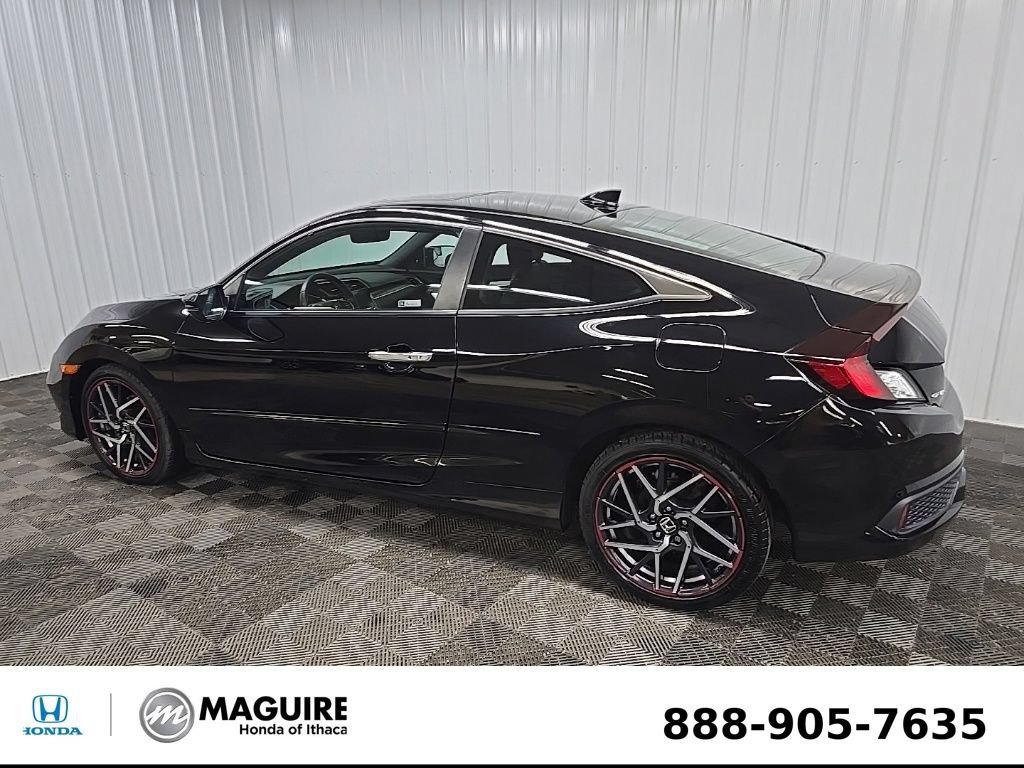 Used 2020 Honda Civic Touring image 4