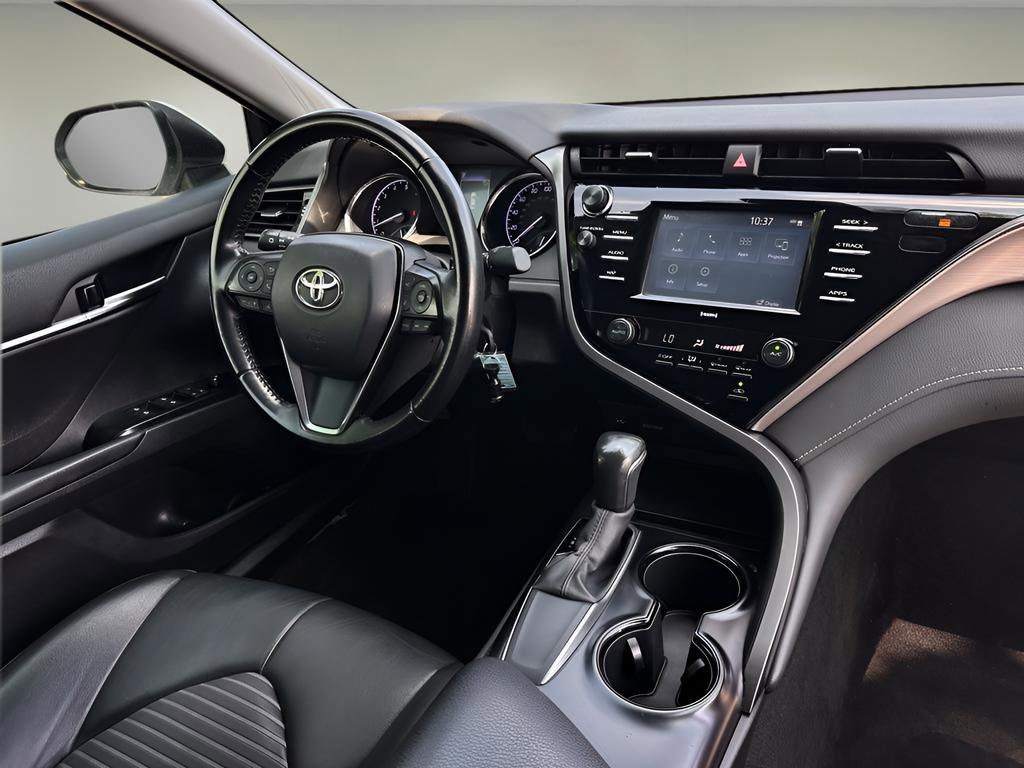 Used 2020 Toyota Camry SE image 9