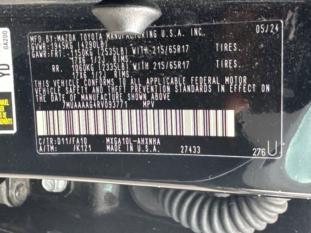 Certified 2024 Toyota Corolla Cross L image 31