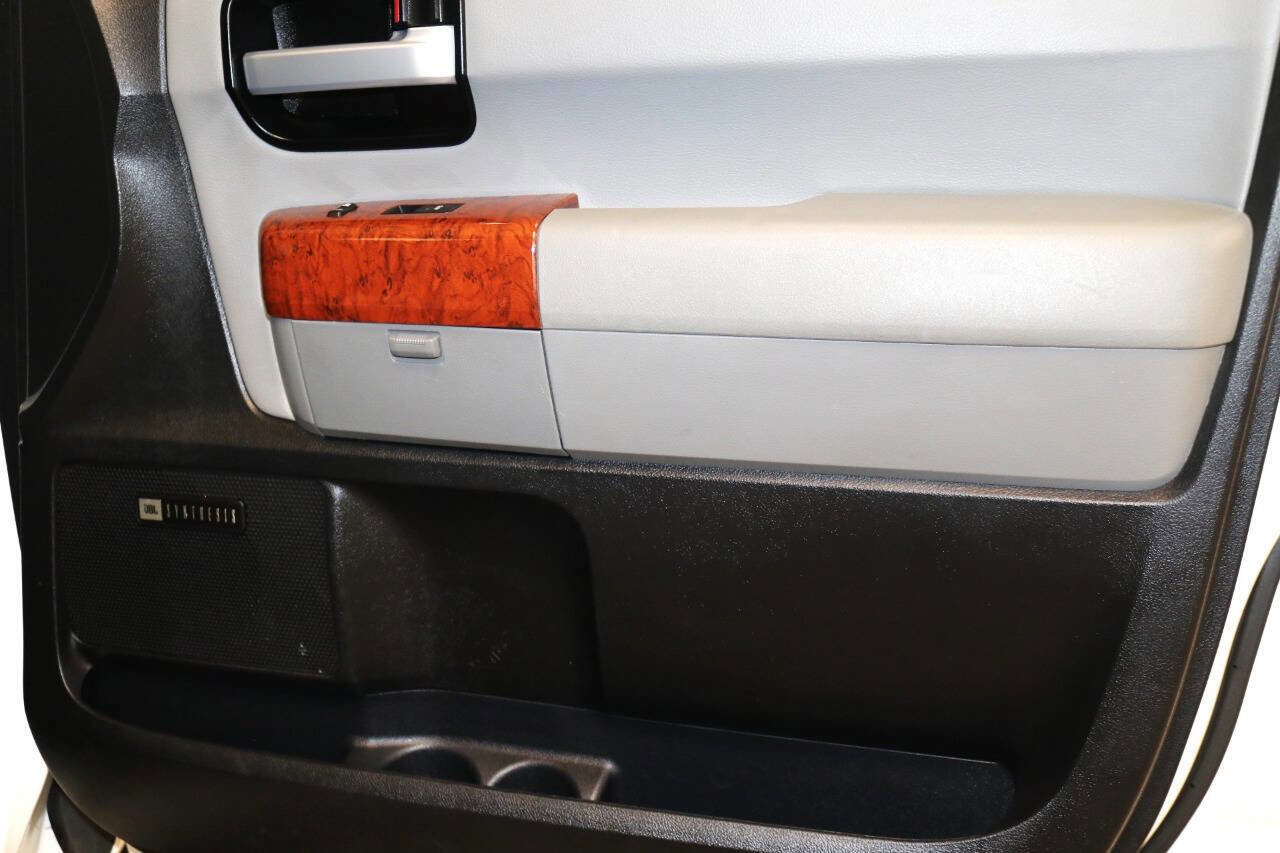 Used 2020 Toyota Sequoia Platinum image 70