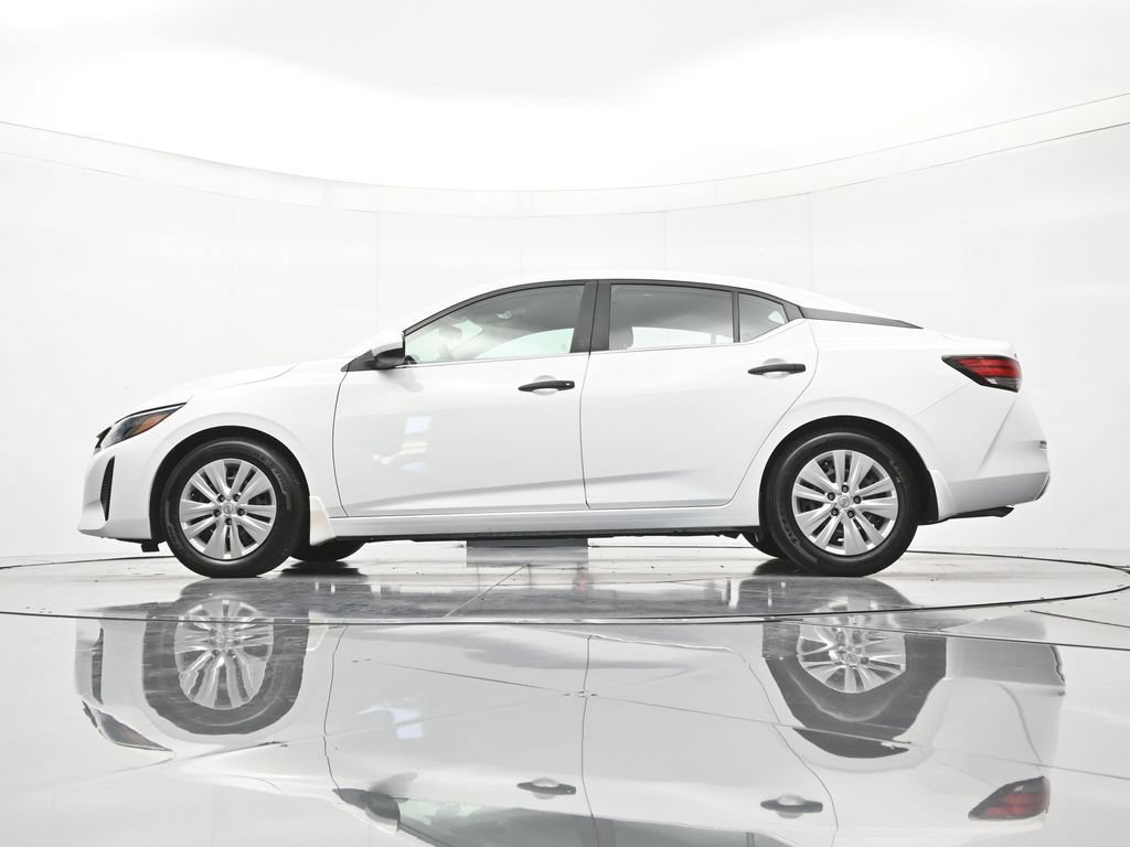 Used 2024 Nissan Sentra S FWD image 43