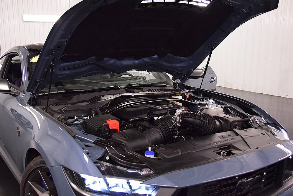 Used 2025 Ford Mustang Dark Horse RWD image 40