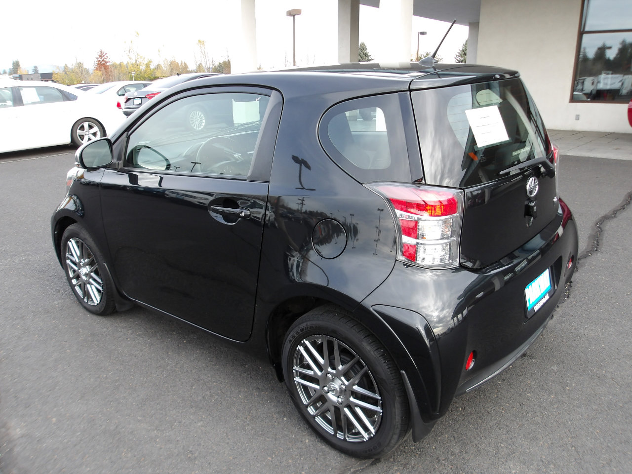 Used 2012 Scion iQ w/ Rear Speaker Pkg image 3