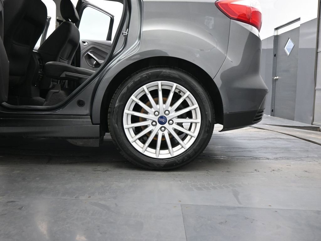 Used 2016 Ford C-MAX SE w/ Equipment Group 201A image 18