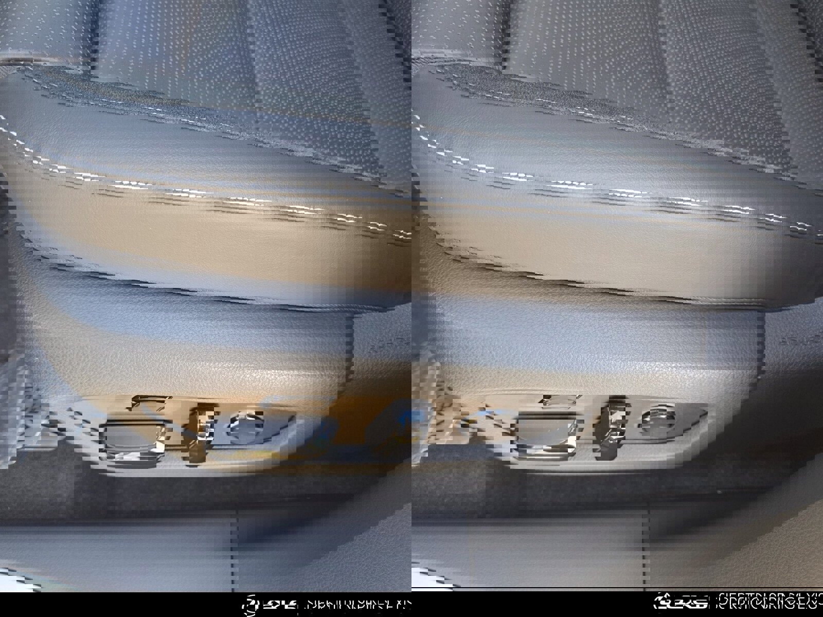 New 2026 Lexus RX 450h AWD image 15