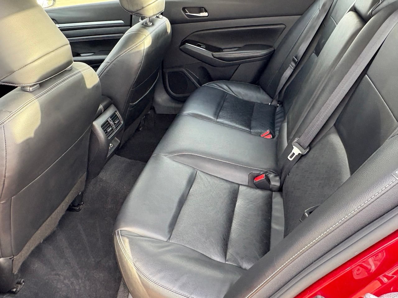 Used 2023 Nissan Altima 2.5 SL FWD image 34
