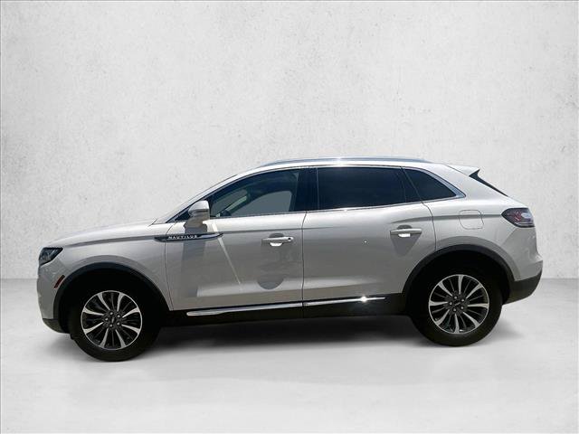 Used 2023 Lincoln Nautilus FWD image 6